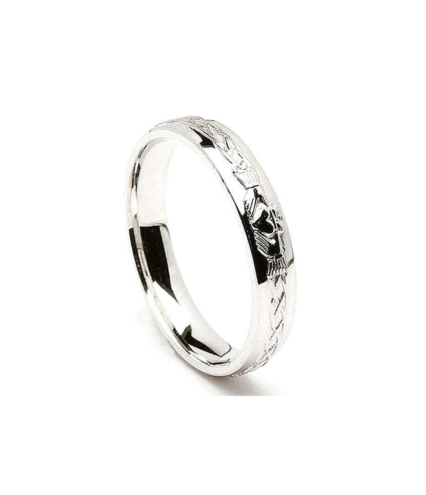 Gravierter silberner Claddagh Ring