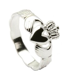 Womens Classic Claddagh Ring - Silver