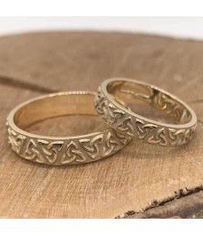 Women's Embossed Trinity Knot Wedding Ring - Yellow Gold Women's Embossed Trinity Knot Wedding Ring - Yellow Gold